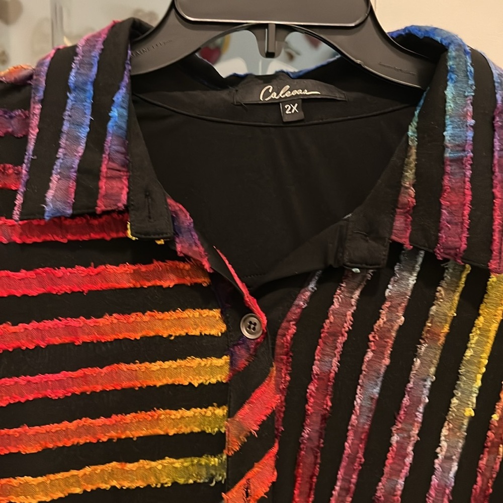 Textured velvet colorful oversized jacket/blouse! Like new!
